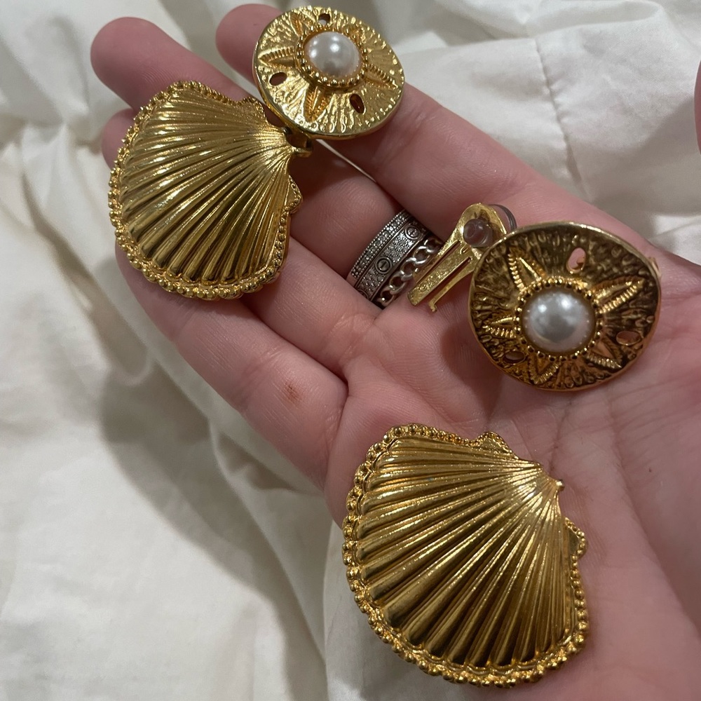 Kenneth jay lane seashell & pearl clip on earrings